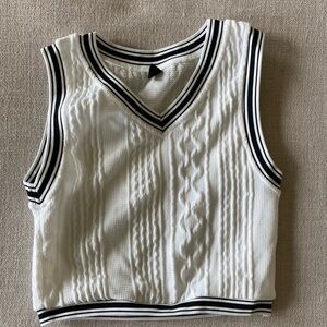 SHEIN Ribbed White and Black Sleeveless Tank Top